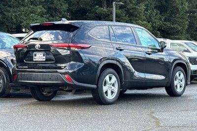 2024 Toyota Highlander LE
