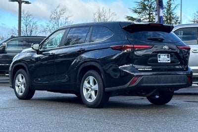 2024 Toyota Highlander LE