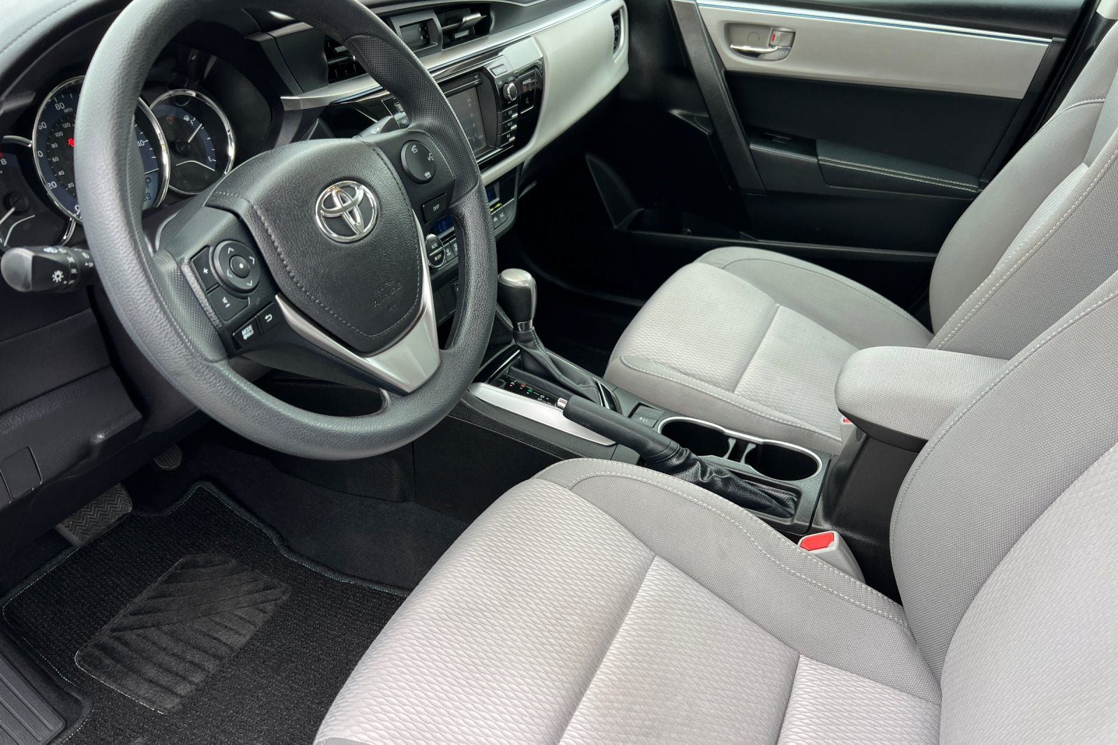 2015 Toyota Corolla LE Plus