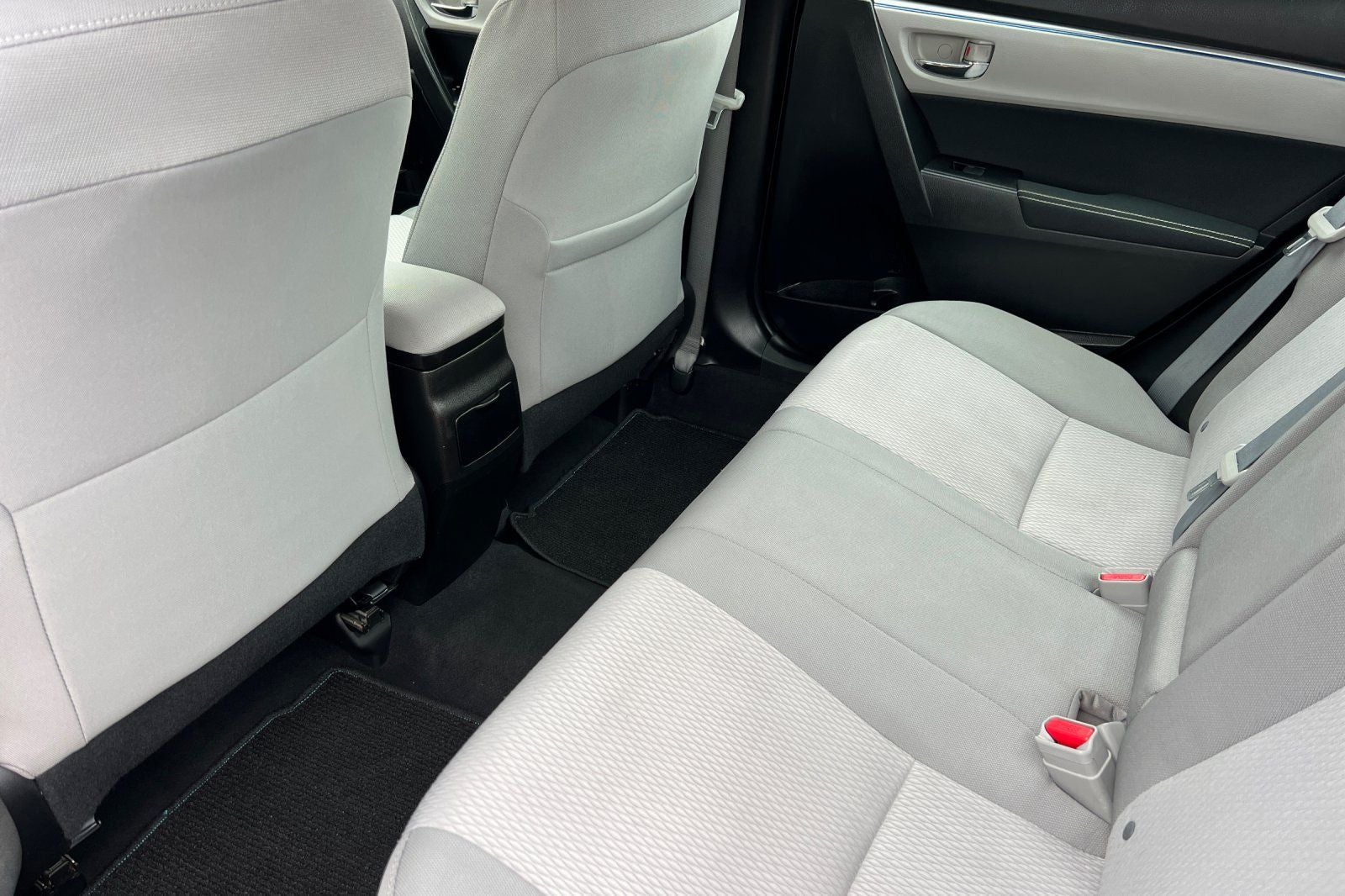 2015 Toyota Corolla LE Plus