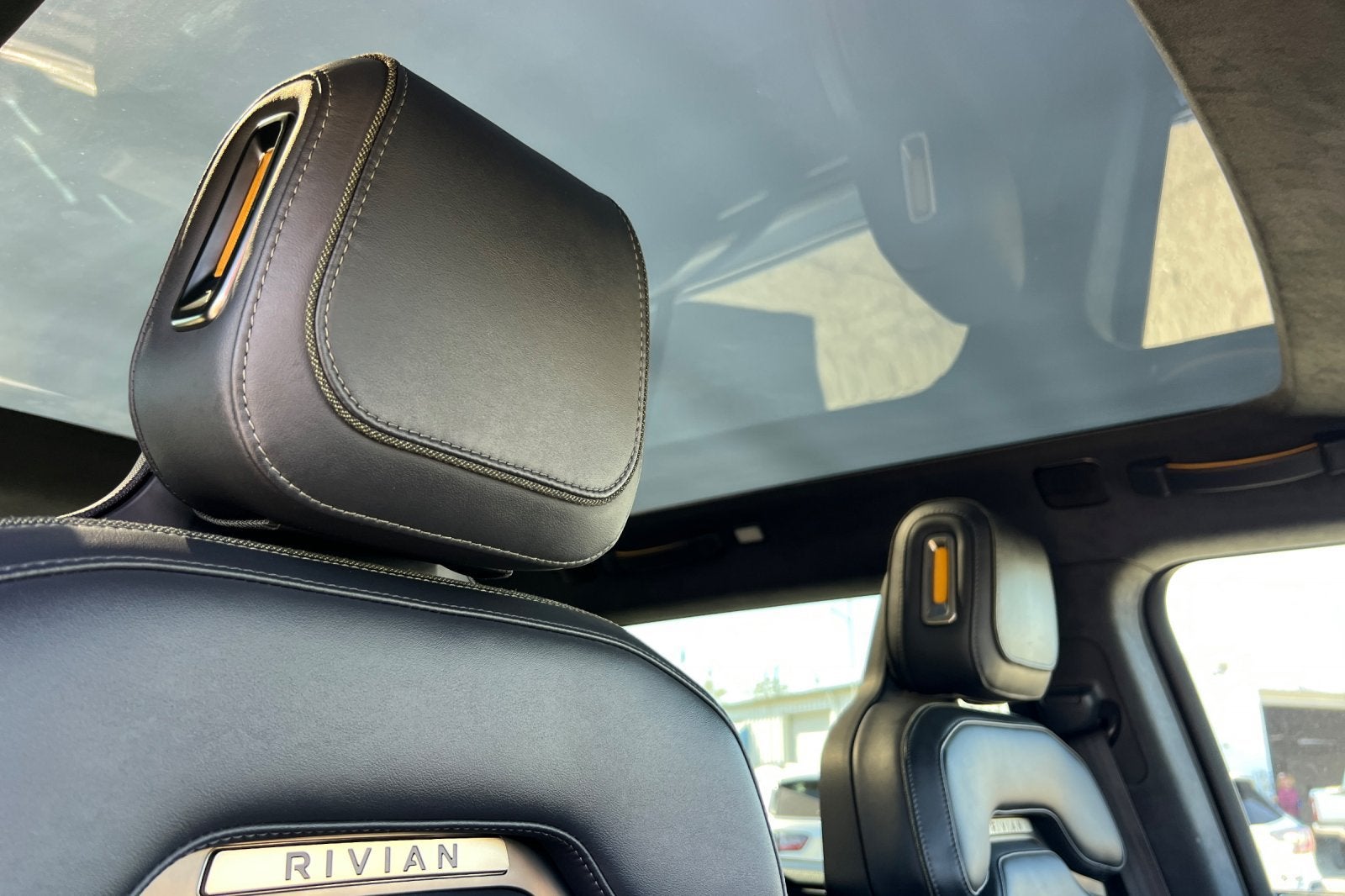 2022 Rivian R1S Launch Edition