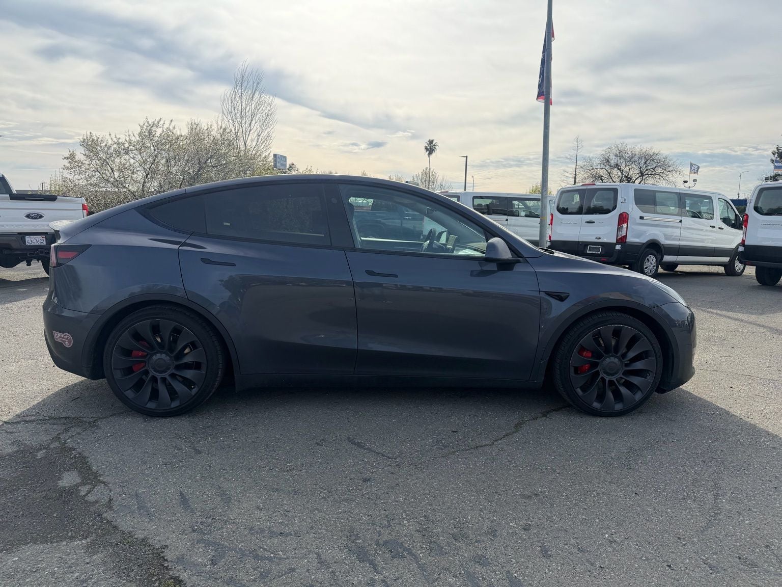 2023 Tesla Model Y Performance