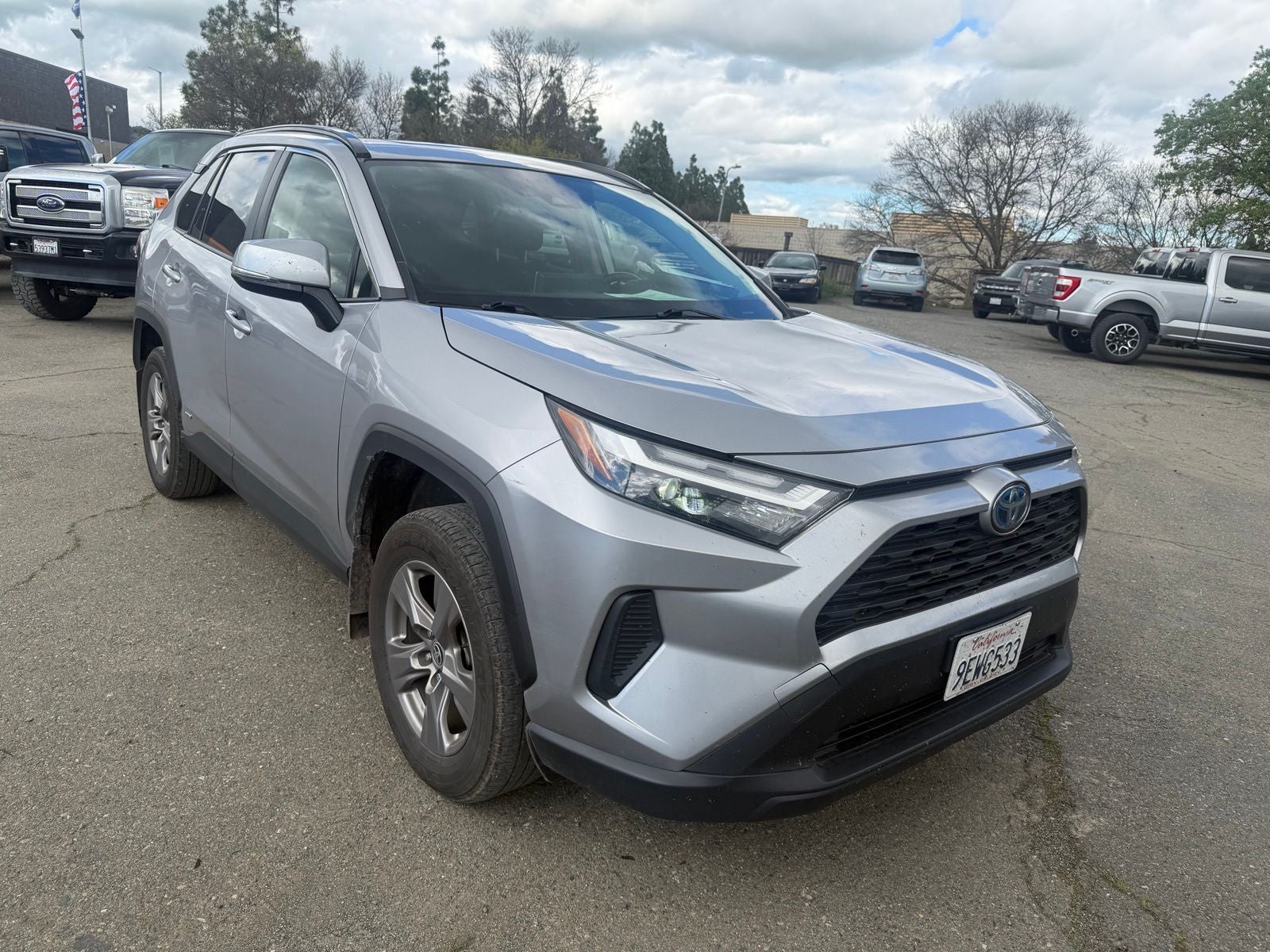 2023 Toyota RAV4 Hybrid XLE