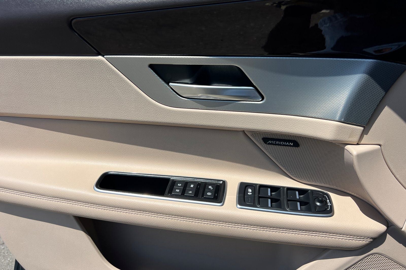 2017 Jaguar XF 20d Prestige