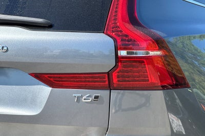 2021 Volvo XC60 T6 Momentum