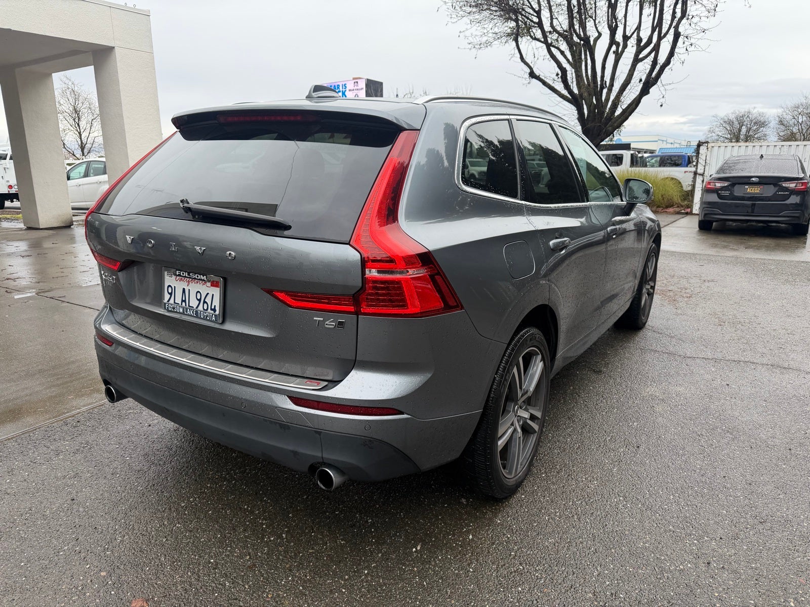 2021 Volvo XC60 T6 Momentum