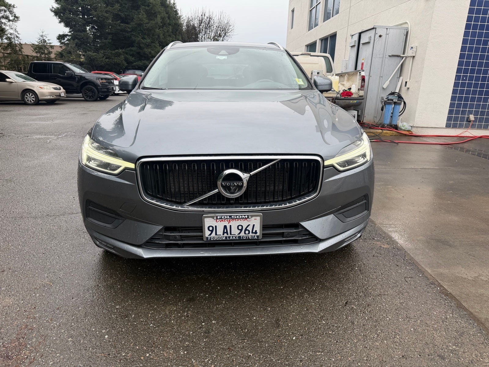 2021 Volvo XC60 T6 Momentum