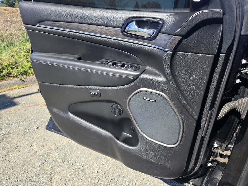 2020 Jeep Grand Cherokee Overland