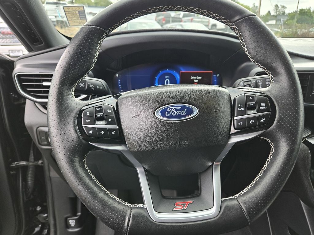 2023 Ford Explorer ST