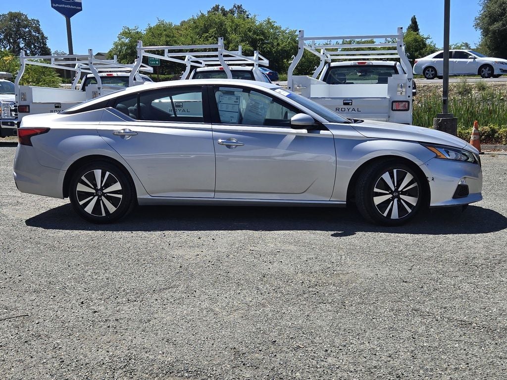 2022 Nissan Altima 2.5 SV