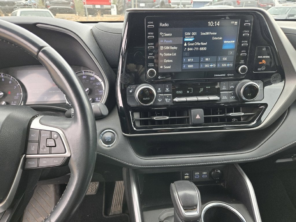 2022 Toyota Highlander XLE
