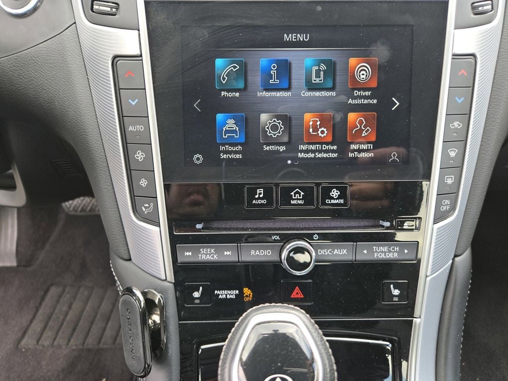 2024 INFINITI Q50 LUXE